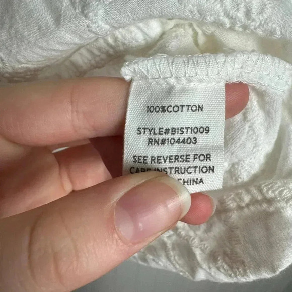 Blu Pepper white long sleeve eyelet lace blouse size small H28 - Picture 5 of 6